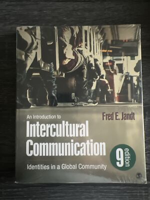 An Introduction to Intercultural Communication : Identities in a Global. - New