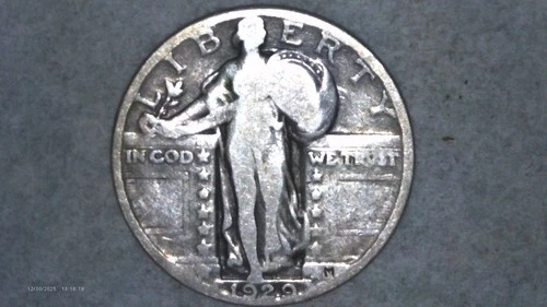 (#114)   1929 Standing Liberty Silver Quarter - Good Condition