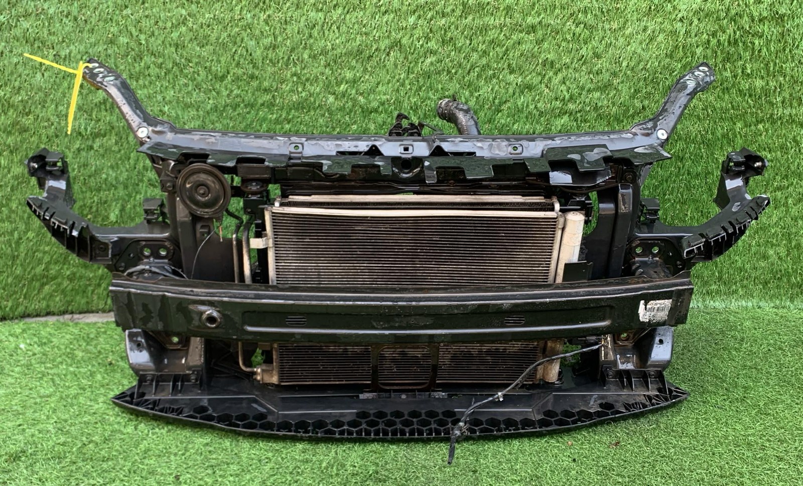 CALANDRA PER HYUNDAI i20 1° Serie (08>14)