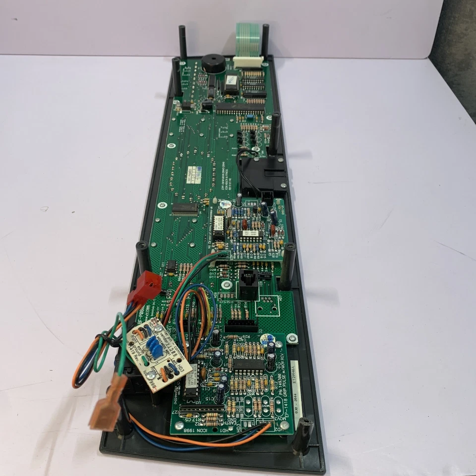 Consola de pantalla de cinta de correr Proform Pro Form 835QT (CP211) Foto 2 de 4