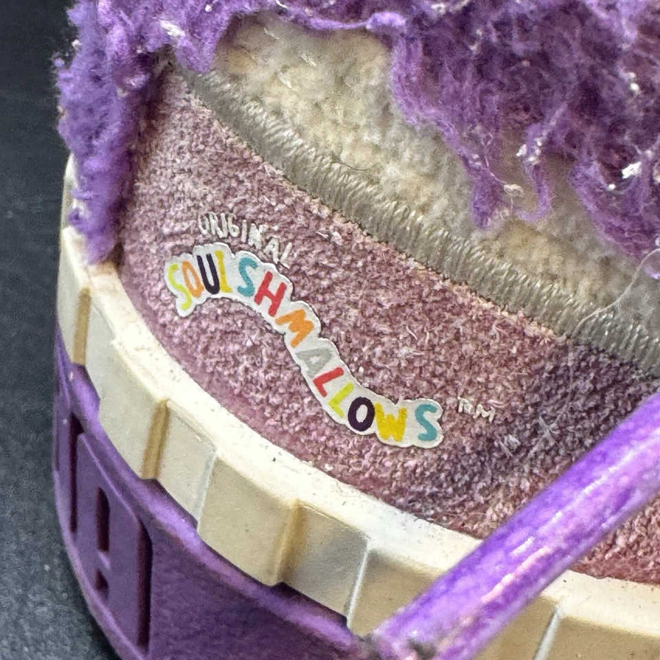 Puma X Squishmallows Lola Niños Tenis Talla 5 Púrpura Tie Dye Zapato Dije Foto 2 de 4