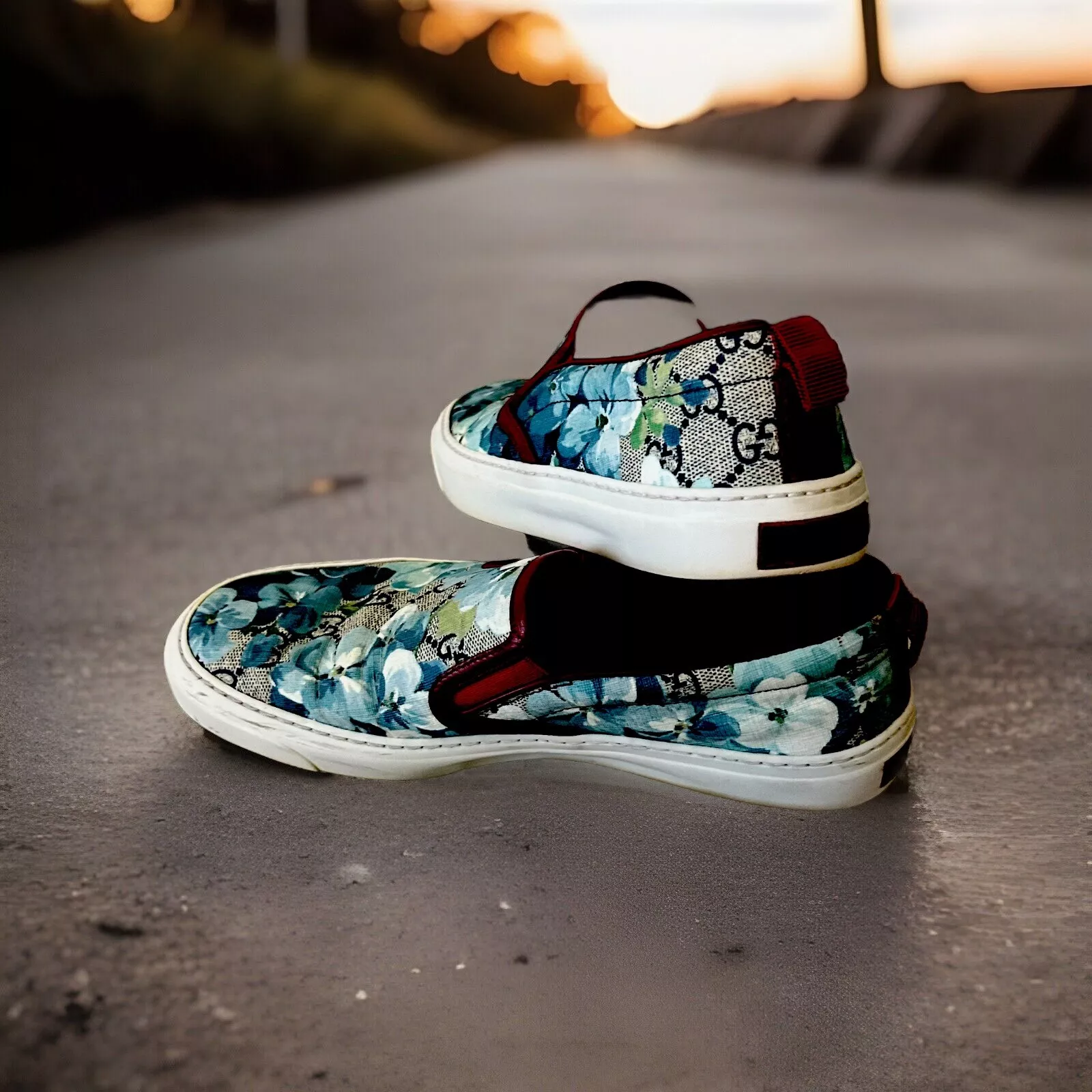 Belle baskets plates à enfiler en toile GUCCI Supreme GG Blue Bloom EU 36,5
