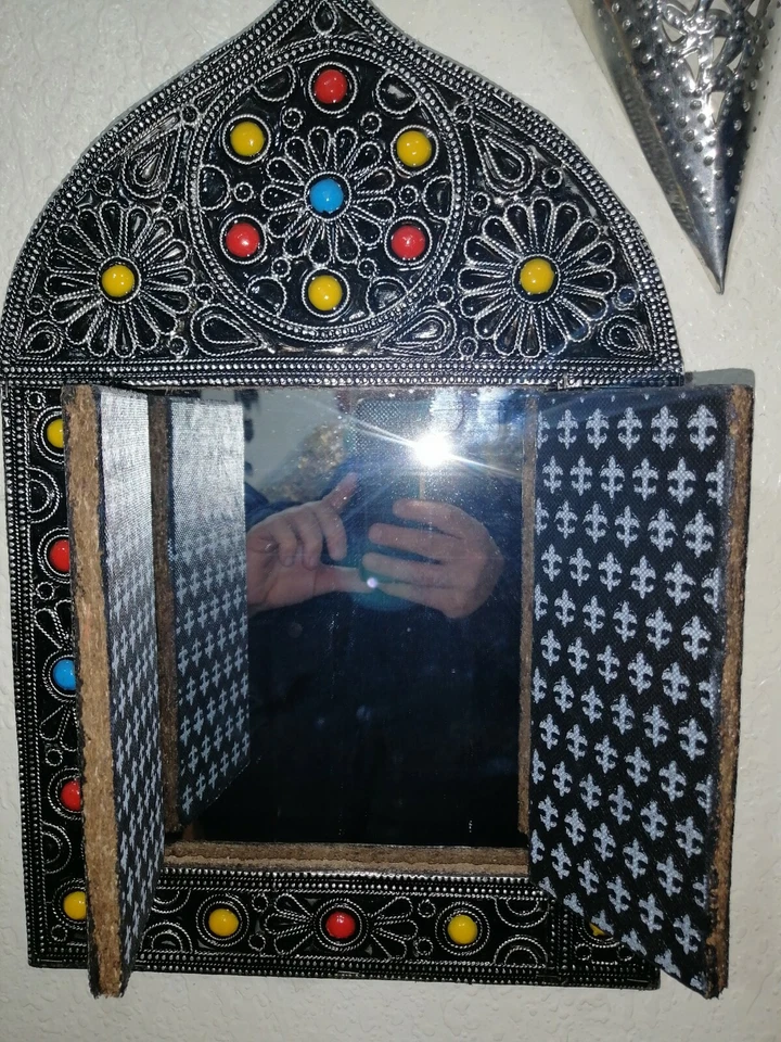 Handmade inlay Traditional Shape Mirror Frame berber decoration - Image 3 of 4