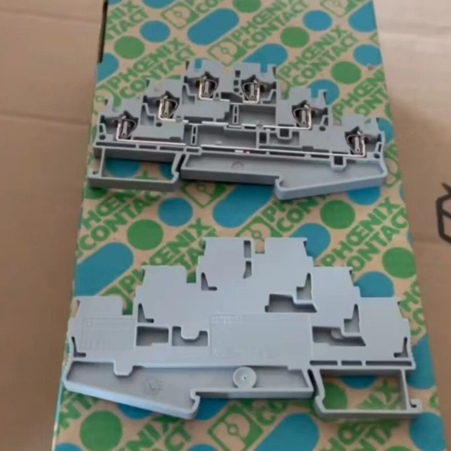 50PCS Phoenix Contact 3036042 multi-layer terminal block ST 2,5-3L - Image 2 of 2