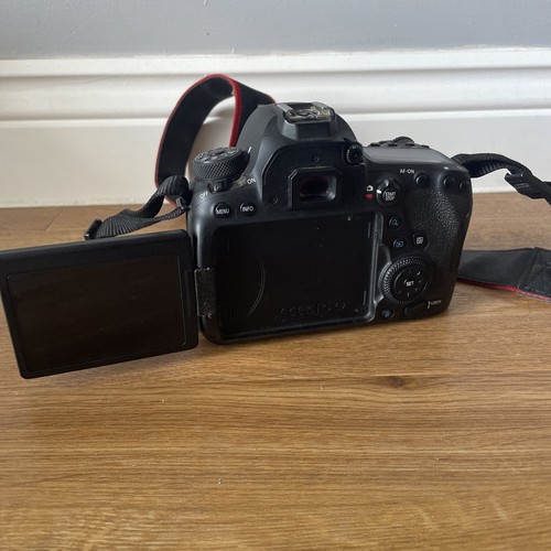 Canon EOS 6D Mark II 26,2 megapixel fotocamera reflex digitale - nero (solo corpo) - Foto 11 di 14