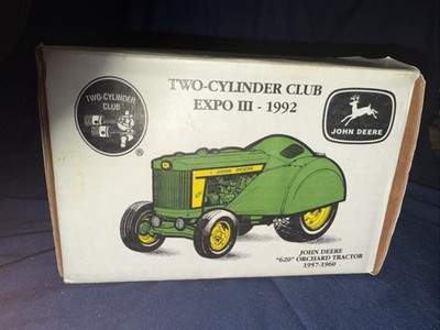 ERTL  John Deere Two Cylinder Club Expo III Tractor 1:16 Scale, Pt# 5678  NIB