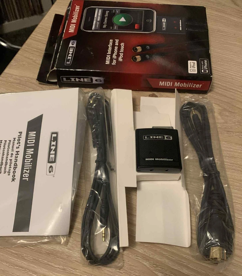 Line 6 Midi Mobilizer Mk1 Interface iPod / iPhone / iPad - Image 2 of 3