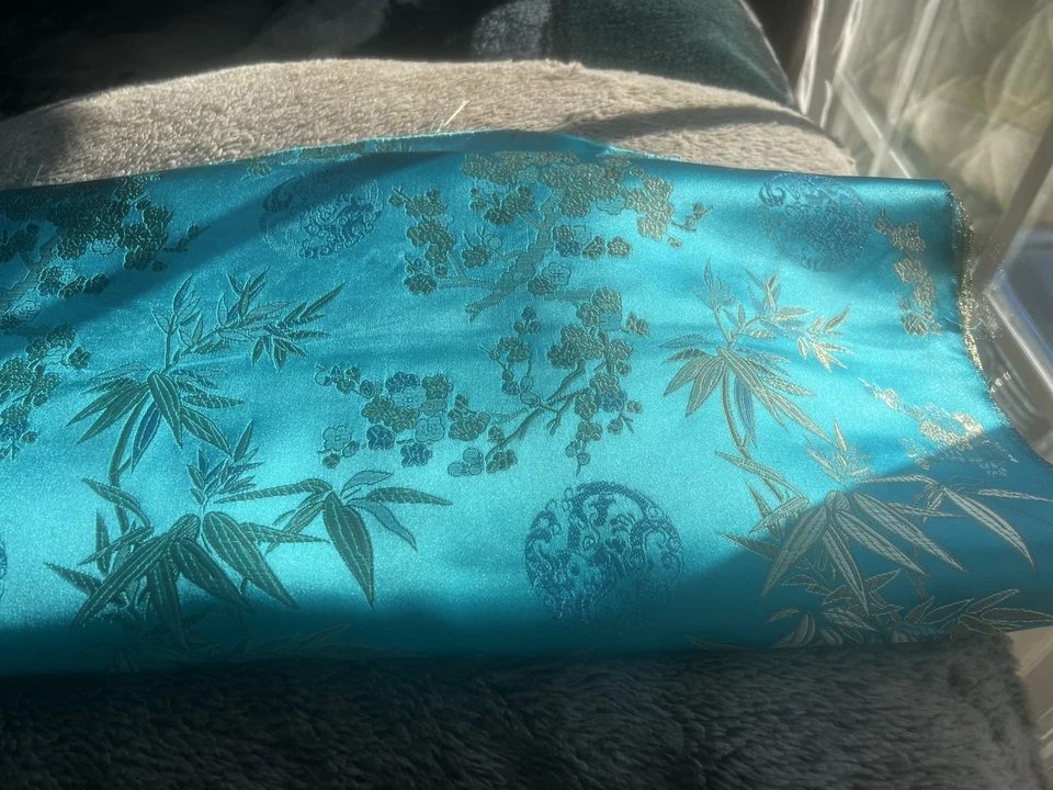 genuine Silk fabric 5.5 yards 46 inch width  - Image 2 of 4