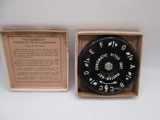 VtgA-440 The Master Key 13 Keys Chromatic Pitch Instrument W. Kratt USA w/Box