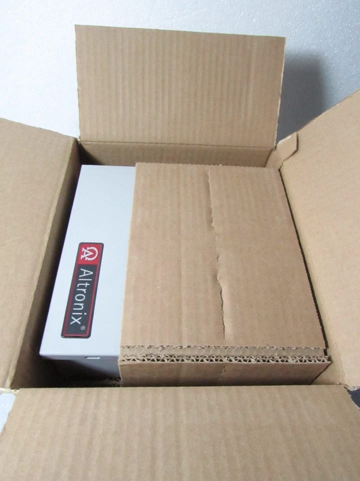 Altronix BC1240 Power Supply/Battery Enclosure - Image 3 of 4