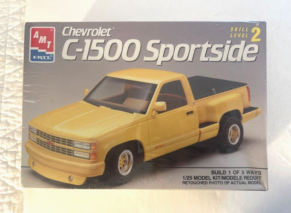 Vintage AMT Chevrolet C-1500 Sportside Model Kit 1990 - Main Image