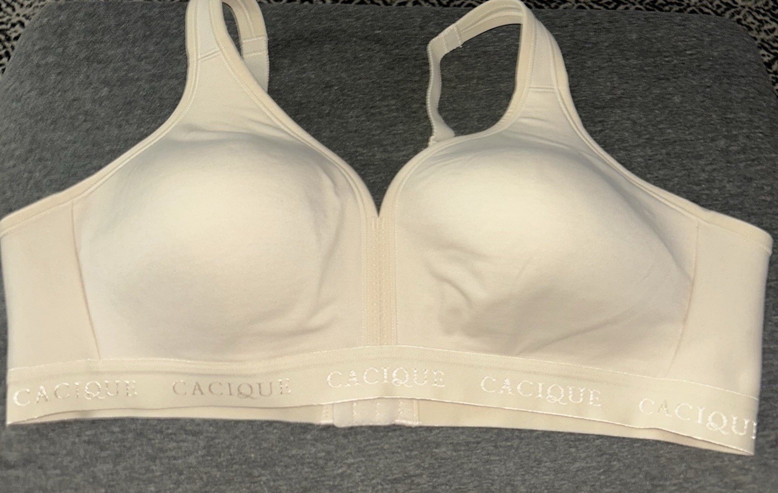 Cacique Lightly Lined No Wire Bra 42B Cotton Blend Full Coverage Adjustable