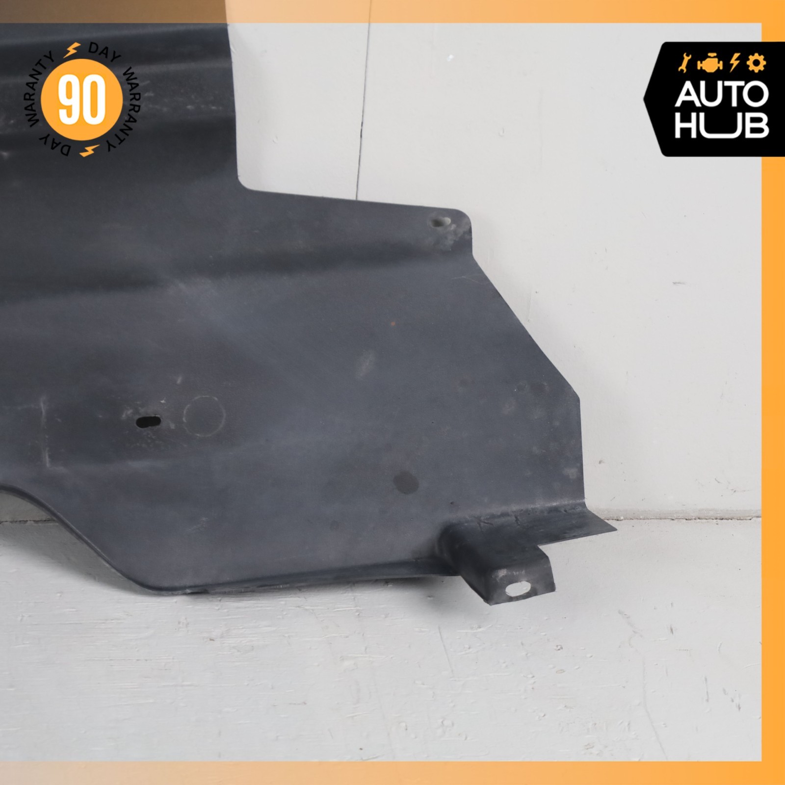 99-02 Rolls Royce Seraph / Arnage Center Right Underbody Splash Shield Cover OEM