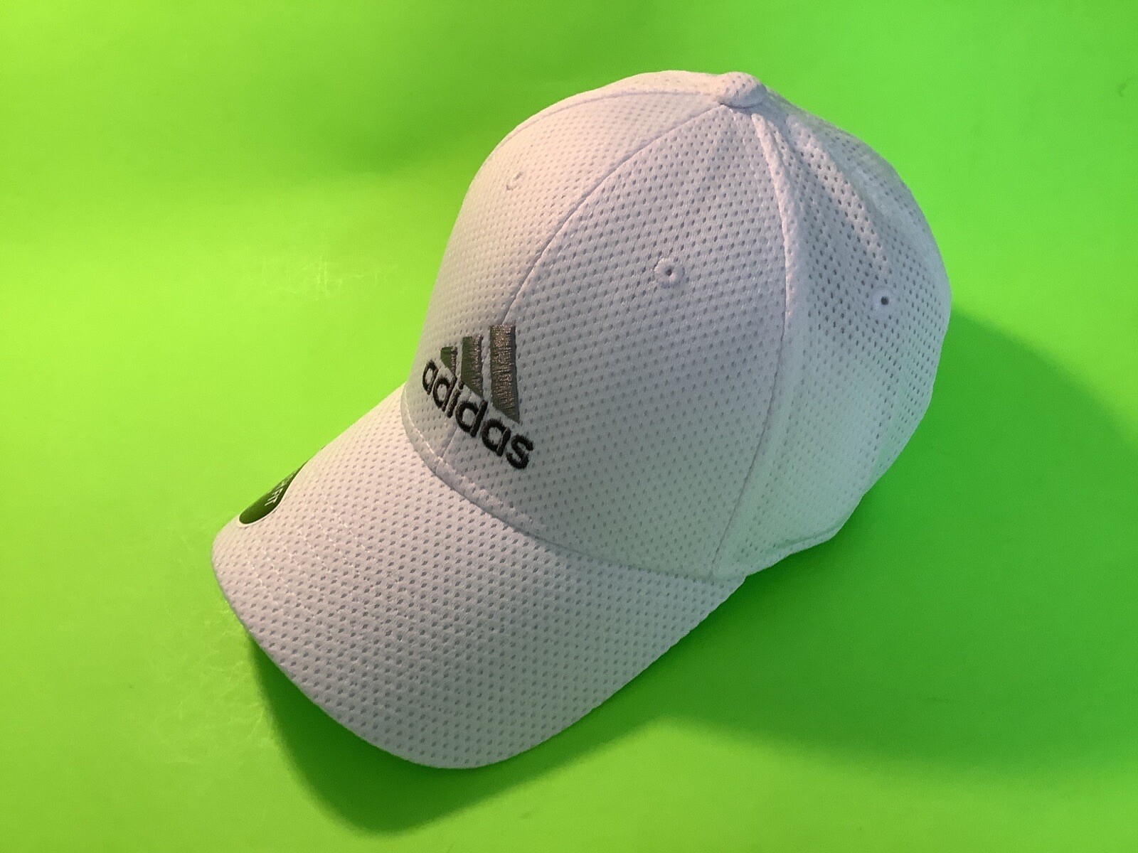 ADIDAS Stretch Fit Aeroready Adult Snapback Hat Size S/M White w/Gray NEW thumbnail 5