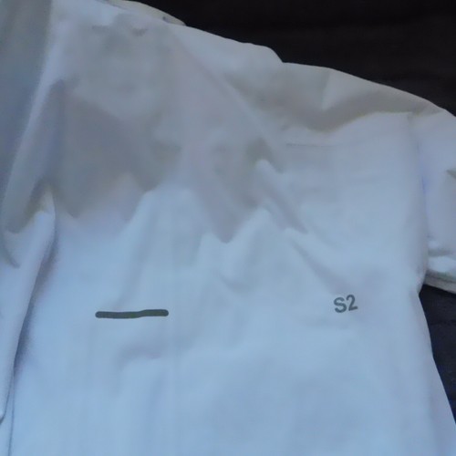 Asics Small Women's Light weight jacket. NWT. Brilliant white. - Picture 9 of 9
