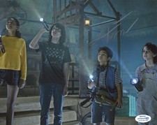 Logan Kim Ghostbusters Autographed Signed 8x10 Photo ACOA