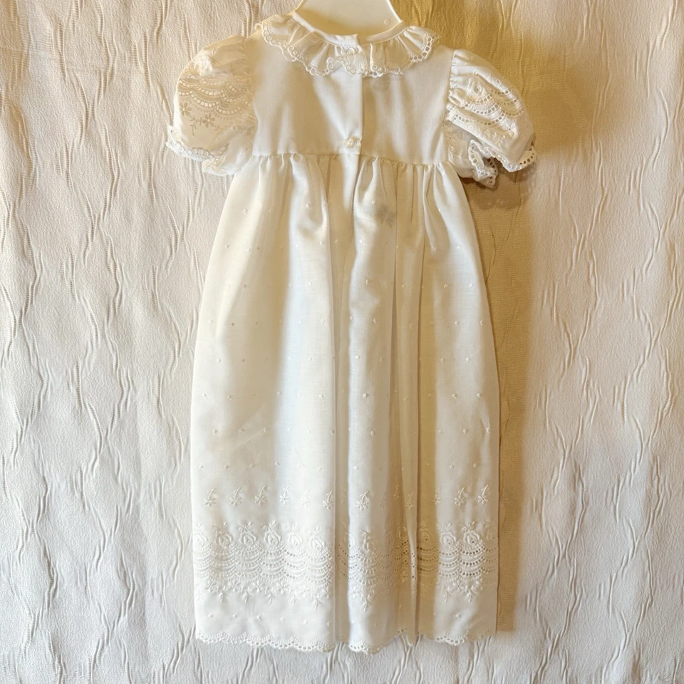 Vestido largo de encaje vintage ALEXIS blanco bautizo EE. UU. 9 meses cubierta Foto 4 de 4