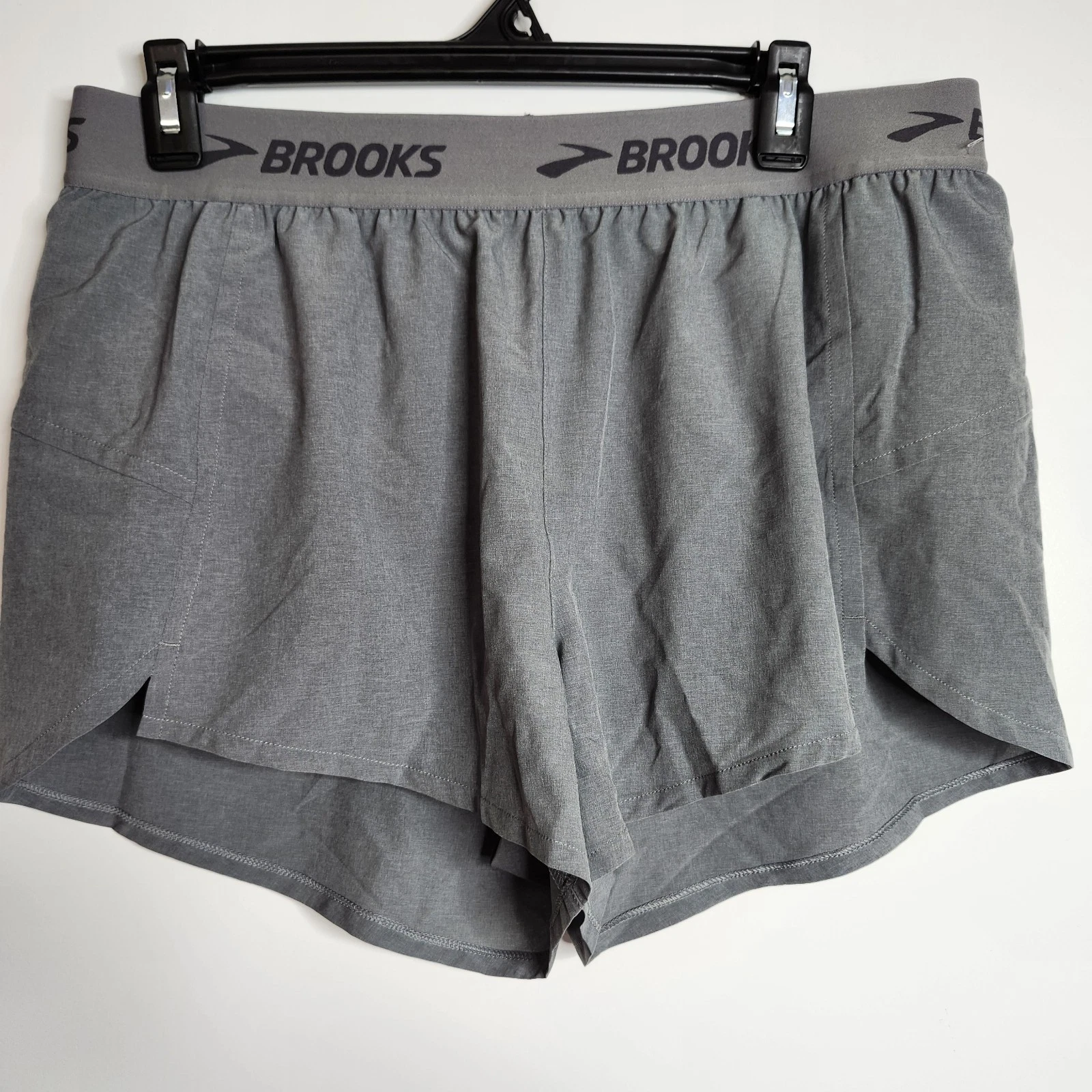 Brooks Chaser 3" Running Shorts Women's Large Grey Jogging Track Marathon NEW