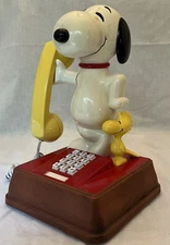 Vintage -The Snoopy And Woodstock Push Button Phone  1976  -So Cool!