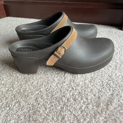 Crocs Women's 9 Sarah Clogs Shoes Slip On Mule Brown Leather Strap 203631 *Read