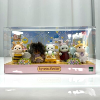 Sylvanian Families 35th Limitied Members of Flower House Sylvanian Families 35th Limitied Members of Flower House