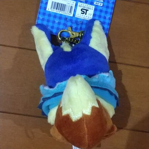 Pokemon Center Limited Vaporeon Poncho Eevee Mascot 2017 Japan - Picture 3 of 6