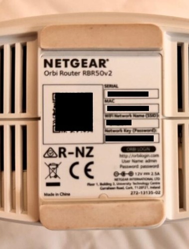 Netgear Orbi AC3000 Tri-Band MESH WIFI System RBR50v2 + 3 RBS50 Satellites - Picture 2 of 3