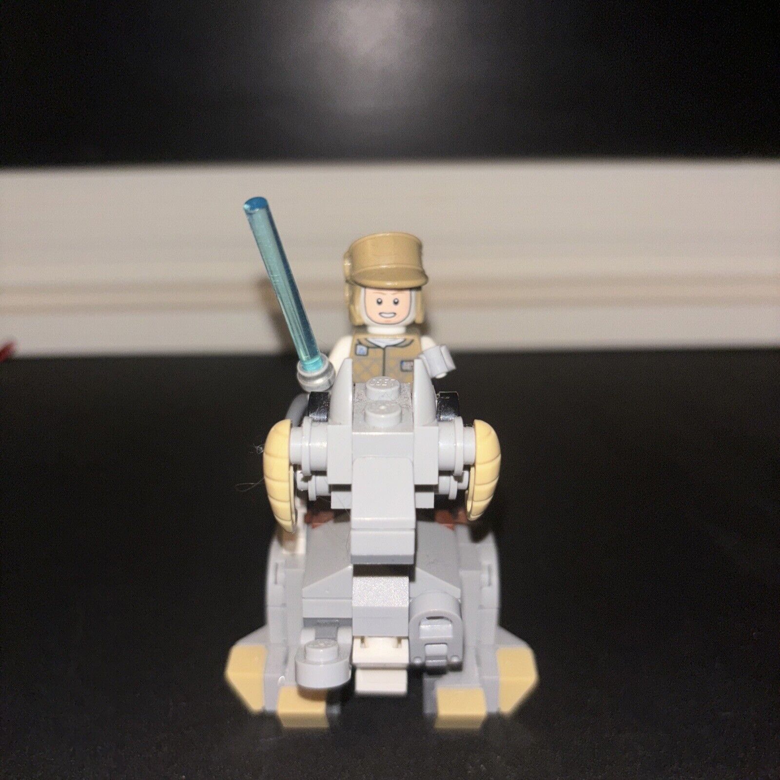 Lego Luke Skywalker Hoth Minifigure Taunt Taun