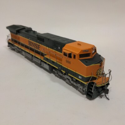 Athearn HO BNSF C44-9W Dash 9-44CW H1 Locomotive 986 Powered Athearn HO BNSF C44-9W Dash 9-44CW H1 Locomotive 986 Powered