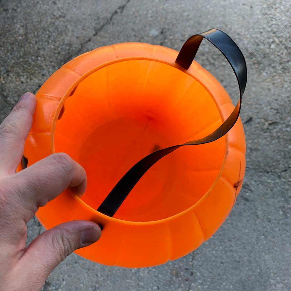 Vintage EMPIRE Plastic Halloween Bucket / Candy Pail Pumpkin / Jack O