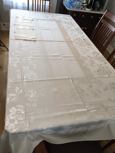 Vintage Simtex Ivory Cream Embossed Damask Tablecloth and 7 Napkins 106" x 64"