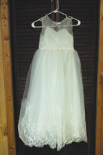 Girls first communion/flower girls white dress size 8-9