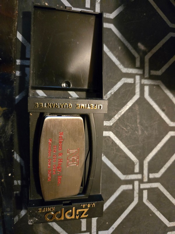 ZIPPO  ADVERTISING KNIFE IN BOX weatherking nelson hagy