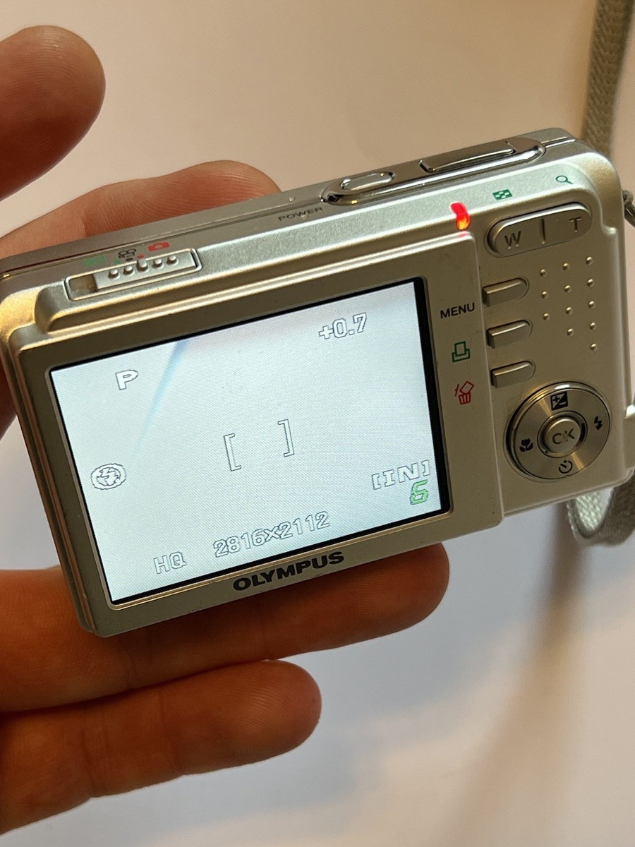 OLYMPUS FE-160 デジタルカメラ 6.0メガピクセル Olympus FE-160 6.0MP Digital Camera - Silver for sale online