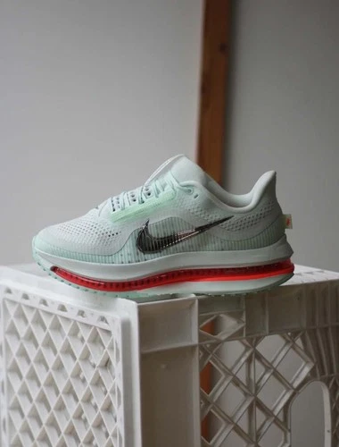 Air Zoom Pegasus Premium HQ2592-301 Barely Green Men’s shoes Free shipping