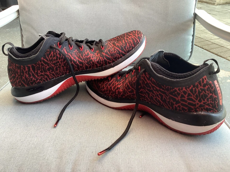 Zapatillas Jordan Trainer 1 2016 'Banned' para hombre 12 sin inserciones Foto 4 de 4