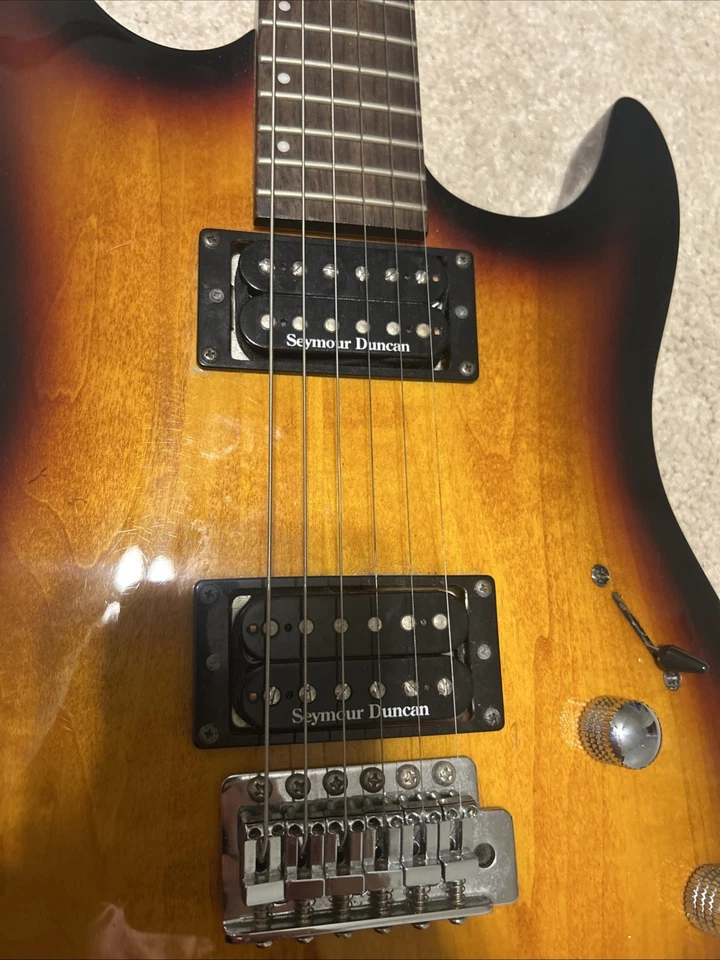 Guitarra eléctrica Laguna de 6 cuerdas de cuerpo sólido con pastillas Seymour Duncan Foto 4 de 4