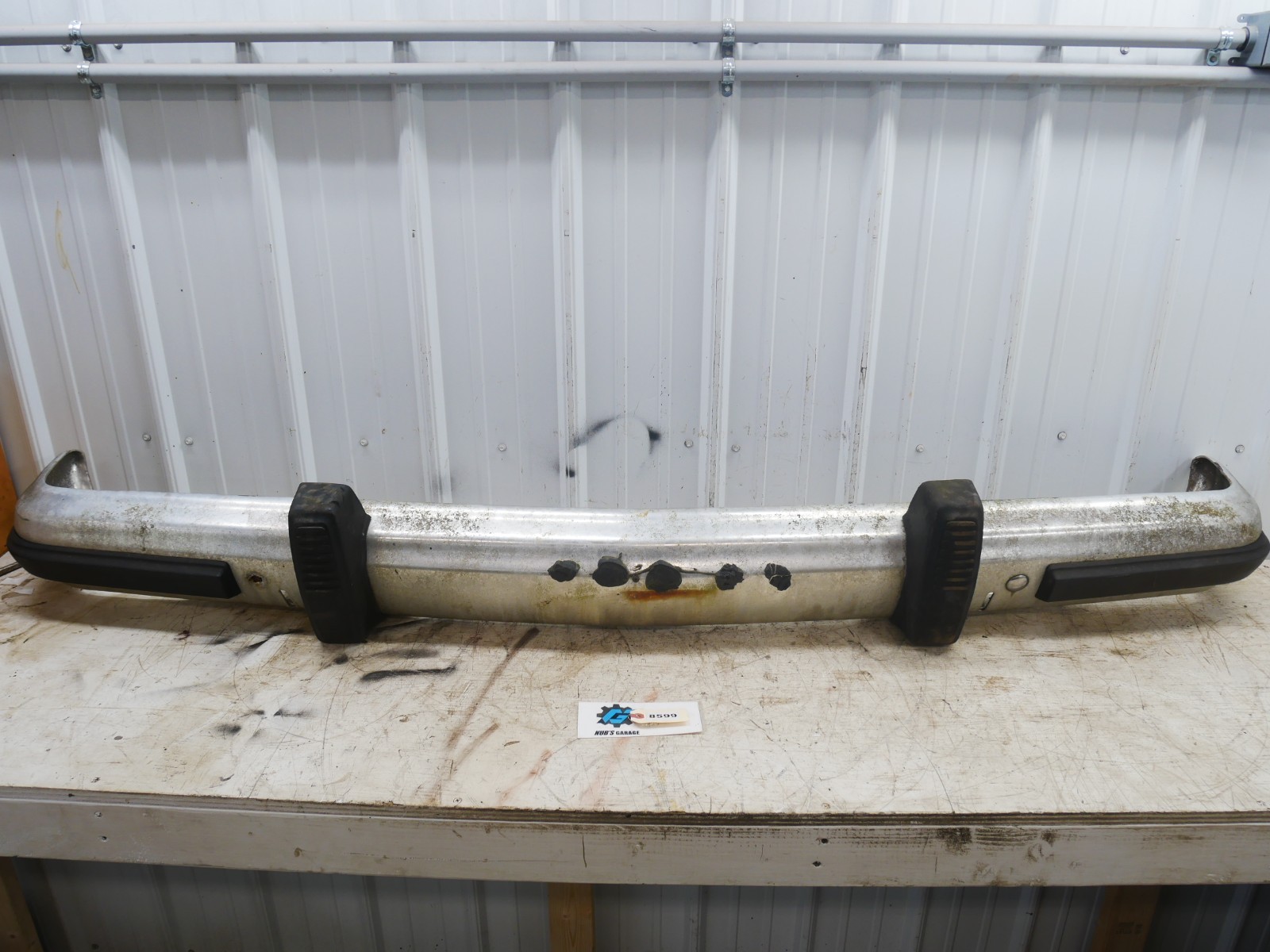 80-91 Jeep Grand Wagoneer Cherokee One-Piece Aluminum Bumper Narrow Track