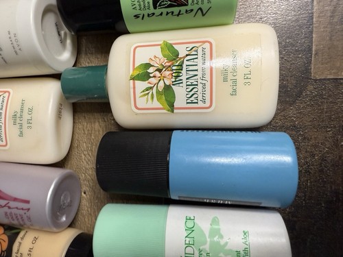 Vintage Avon Products Various Lines Years Shampoos Lotion Gel Fragrances Lot 10 - Picture 5 of 19