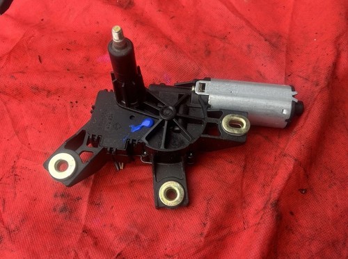 Mercedes A-Klasse W168 Bj.03 Scheibenwischermotor hinten 1688200442 Wischermotor