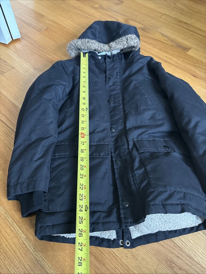 Antiguo Abrigo Azul Marino Forrado Sherpa Chaqueta de Invierno Con Capucha Piel Sintética Azul Marino Niños 10-12. Foto 3 de 4