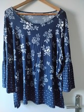 Damen Blusenshirt/Tunika "Tchibo" Gr. 44/46 Blau/Weiß floral Viskose/Elasthan
