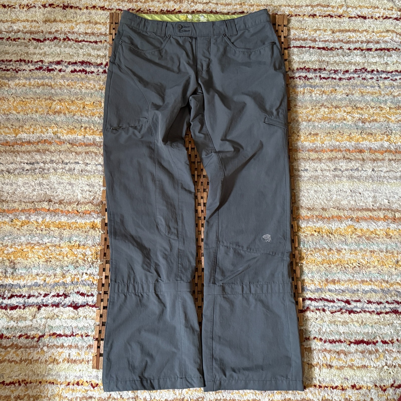 Mountain Hardwear Grey Soft Shell Hiking Trekking Pants Women's Size 8 Large