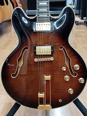 (Epiphone) Sheraton Sunburst Gold Hardware Made in Japan 1983 Electric Guitar