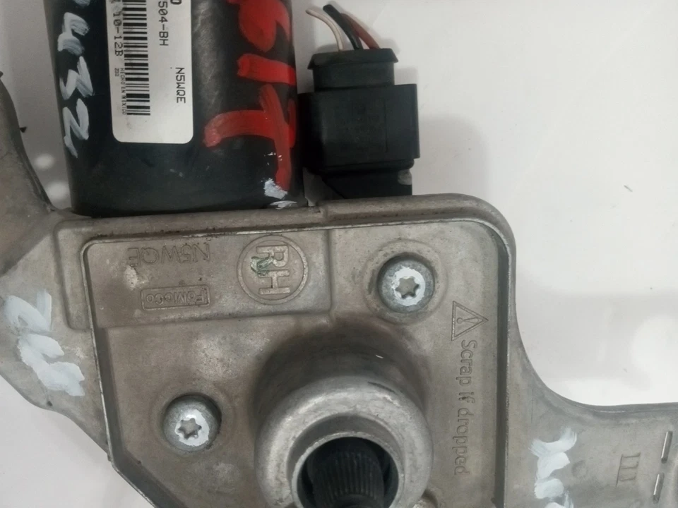 Ford Escape 2013-2019 motor limpiaparabrisas derecho CJ54-17504-BH pasajero  Foto 4 de 4