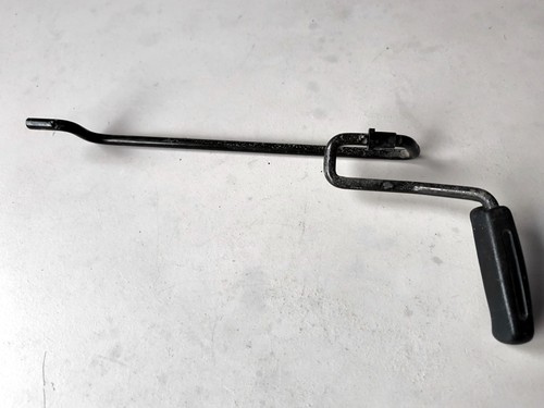 VW Volkswagen Golf 2 Mk2 1985 Sitz vorne links unten Verstellstange Griff...