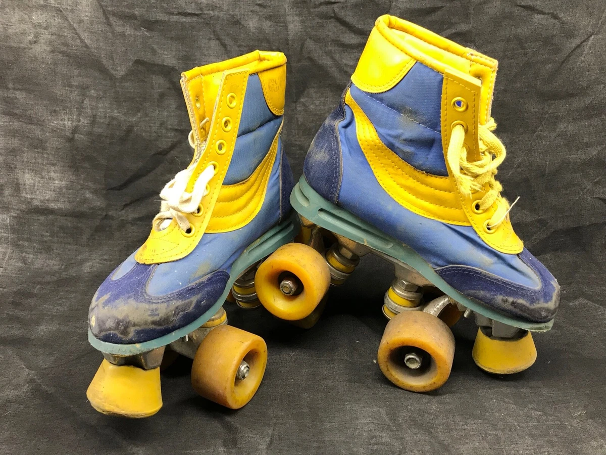 Pair of Quad Skateboards Blue and Yellow, Child Size Unknown / DECO