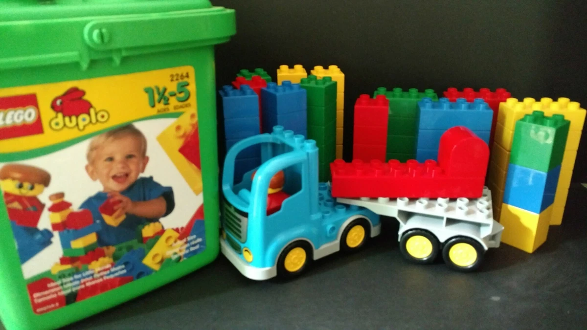 Bucket of duplo best sale blocks
