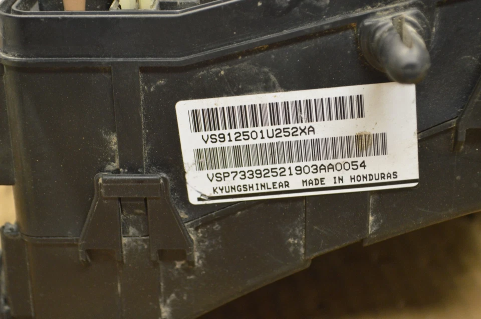 Hyundai Elantra 2014-2015 caja de fusibles conexión 919513X100 módulo 51-9F8 Foto 3 de 4