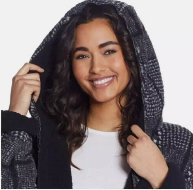 WEATHERPROOF WOMEN'S PLUSH REVERSIBLE JACKET (BLACK L/XL) - Image 4 of 4